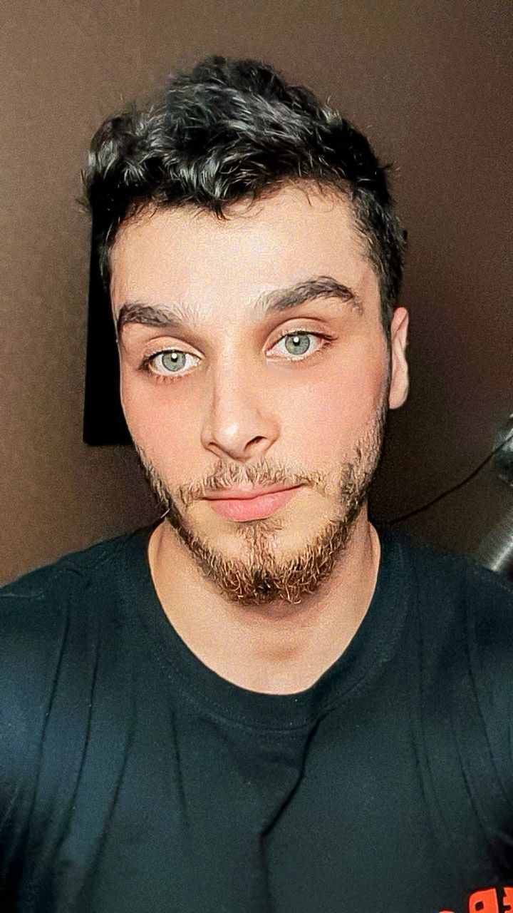 آرمین حیدری